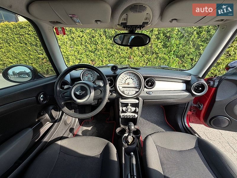 Хетчбек MINI Hatch 2009 в Стрию