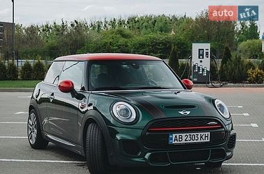 Хетчбек MINI Hatch 2017 в Вінниці
