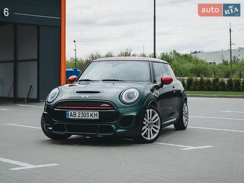 Хетчбек MINI Hatch 2017 в Вінниці