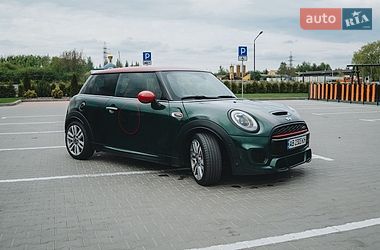 Хетчбек MINI Hatch 2017 в Вінниці