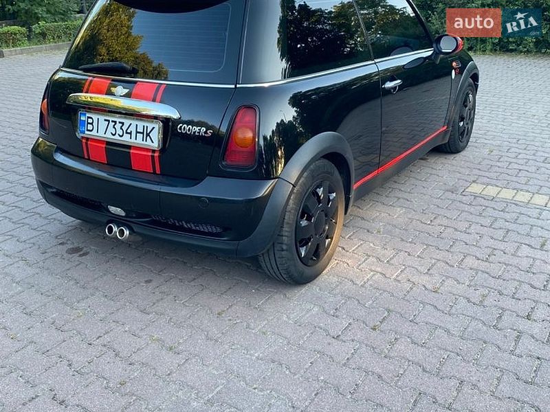 Хетчбек MINI Hatch 2003 в Миргороді