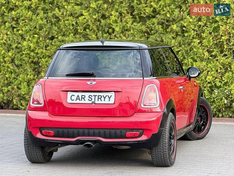 Хетчбек MINI Hatch 2009 в Стрию