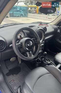 Хэтчбек MINI Paceman 2013 в Вишневом