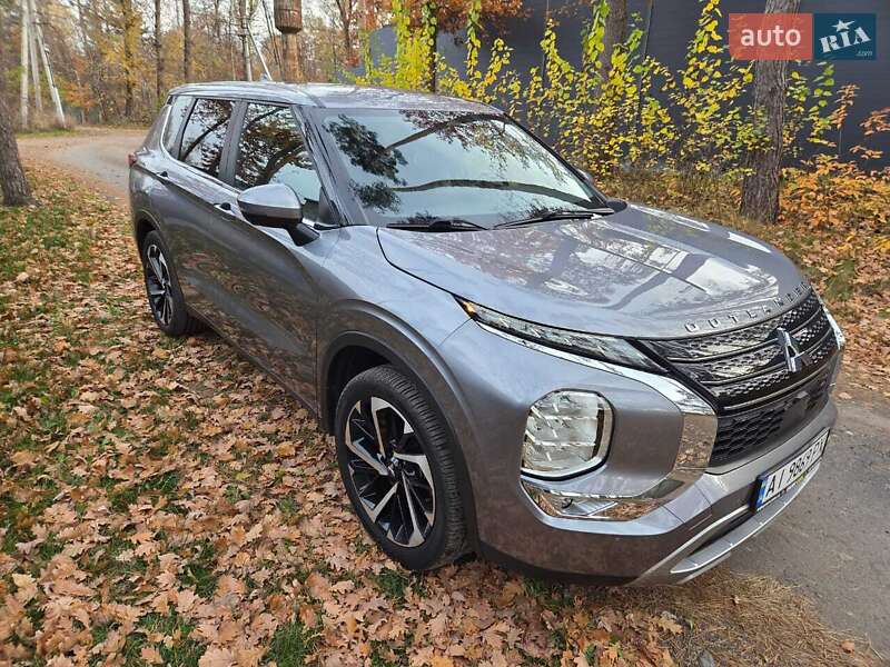 AUTO.RIA – Авто класса J Mitsubishi 2022 - купить бу автомобиль