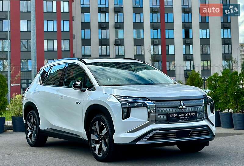 Внедорожник / Кроссовер Mitsubishi Airtrek 2022 в Киеве