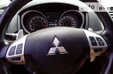 Внедорожник / Кроссовер Mitsubishi ASX 2010 в 