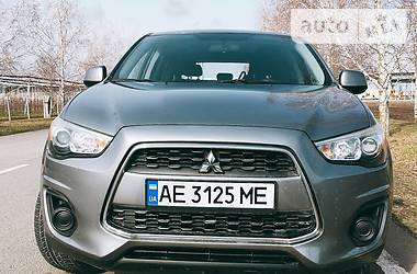 Внедорожник / Кроссовер Mitsubishi ASX 2014 в 