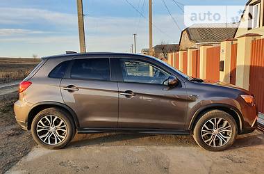 Позашляховик / Кросовер Mitsubishi ASX 2018 в 