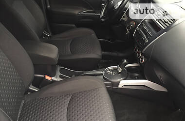 Позашляховик / Кросовер Mitsubishi ASX 2010 в 