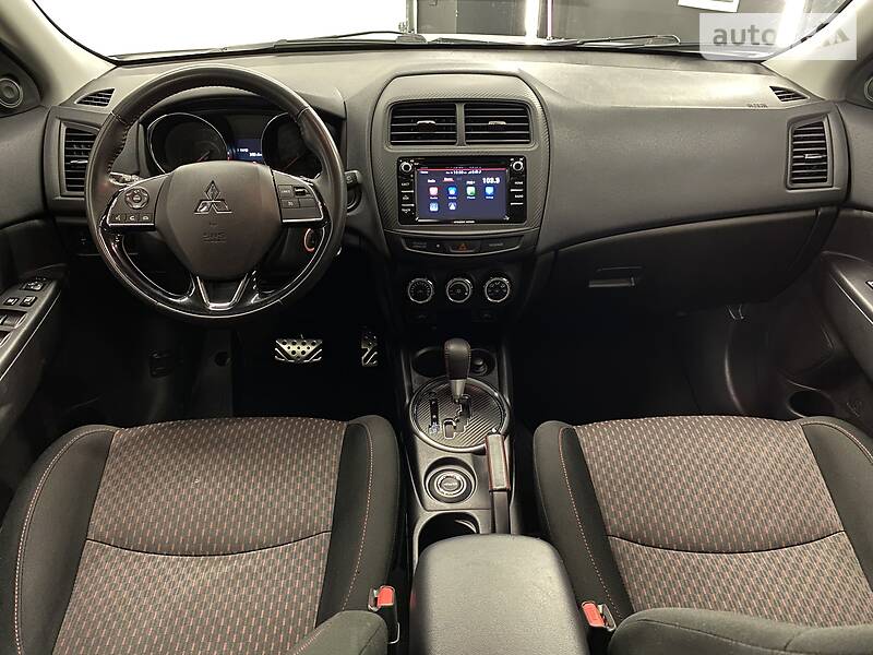 Позашляховик / Кросовер Mitsubishi ASX 2017 в Дніпрі