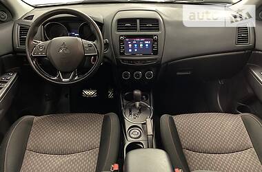 Позашляховик / Кросовер Mitsubishi ASX 2017 в 