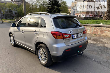 Мінівен Mitsubishi ASX 2011 в 