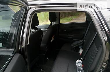 Хетчбек Mitsubishi ASX 2011 в 