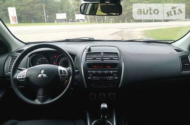 Хетчбек Mitsubishi ASX 2011 в 