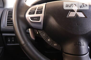 Позашляховик / Кросовер Mitsubishi ASX 2010 в 