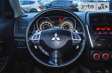 Позашляховик / Кросовер Mitsubishi ASX 2011 в Харкові