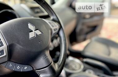 Внедорожник / Кроссовер Mitsubishi ASX 2013 в 