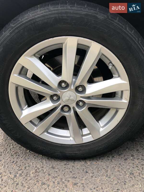 Позашляховик / Кросовер Mitsubishi ASX 2010 в Одесі