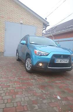 Внедорожник / Кроссовер Mitsubishi ASX 2010 в 