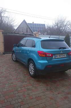 Внедорожник / Кроссовер Mitsubishi ASX 2010 в 
