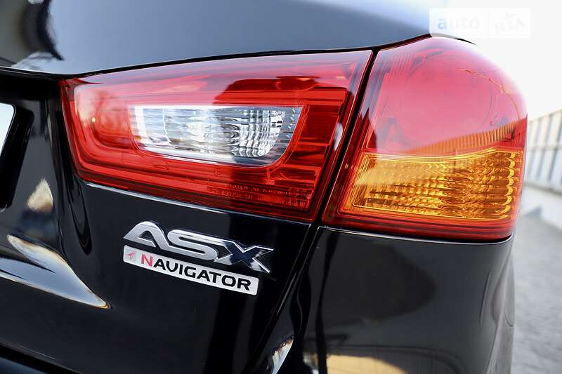 Внедорожник / Кроссовер Mitsubishi ASX 2014 в Дрогобыче