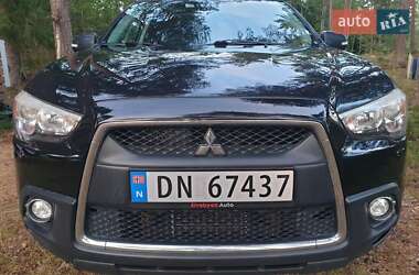 Внедорожник / Кроссовер Mitsubishi ASX 2011 в 
