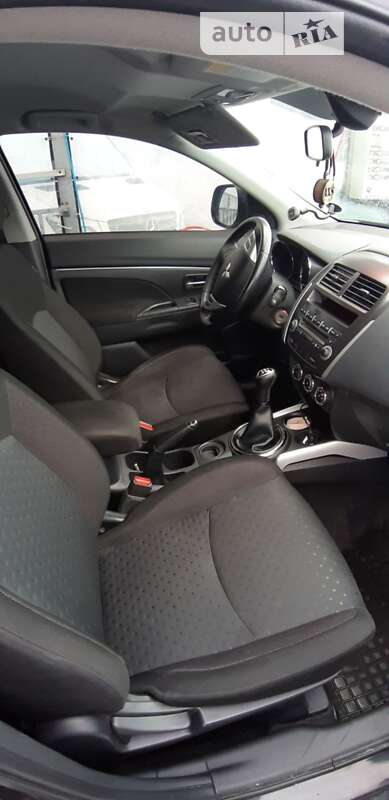 Внедорожник / Кроссовер Mitsubishi ASX 2012 в Ровно