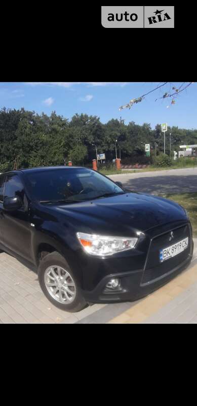 Внедорожник / Кроссовер Mitsubishi ASX 2012 в Ровно
