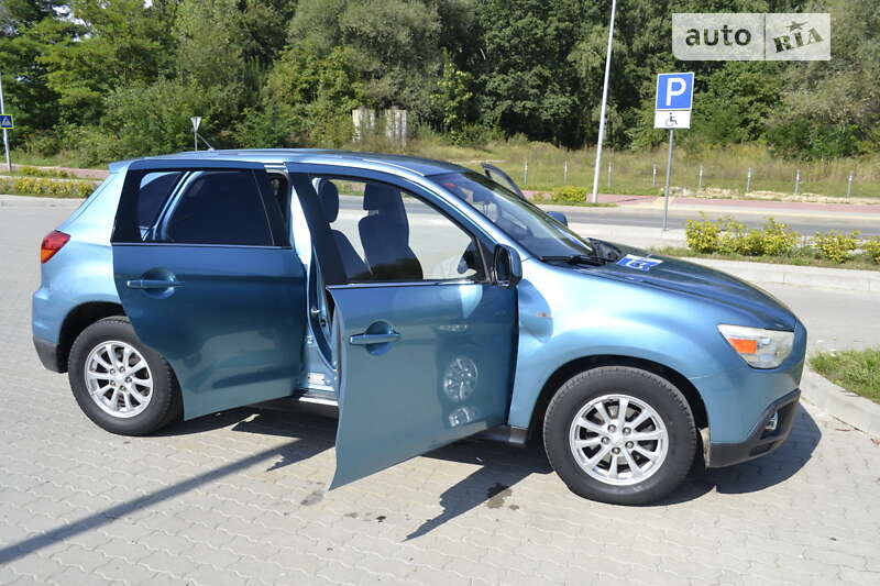 Внедорожник / Кроссовер Mitsubishi ASX 2010 в Львове