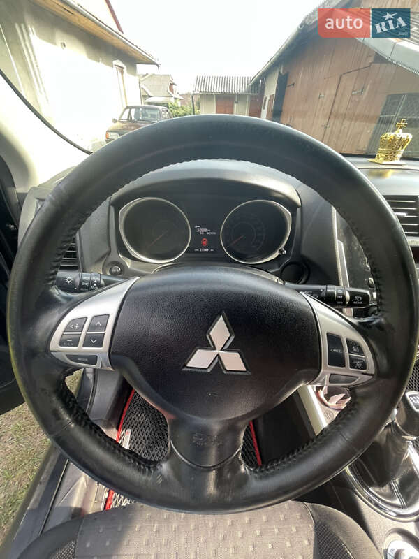 Внедорожник / Кроссовер Mitsubishi ASX 2010 в Косове