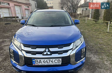 Внедорожник / Кроссовер Mitsubishi ASX 2019 в 