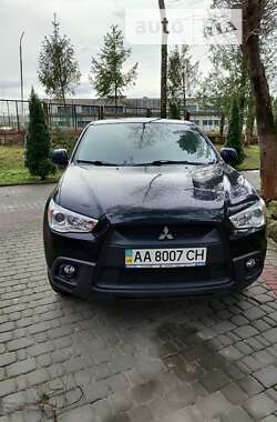 Позашляховик / Кросовер Mitsubishi ASX 2011 в Києві