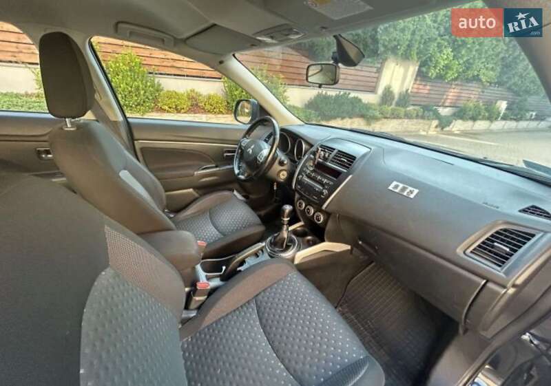 Внедорожник / Кроссовер Mitsubishi ASX 2010 в Киеве