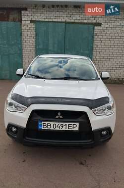 Внедорожник / Кроссовер Mitsubishi ASX 2012 в 