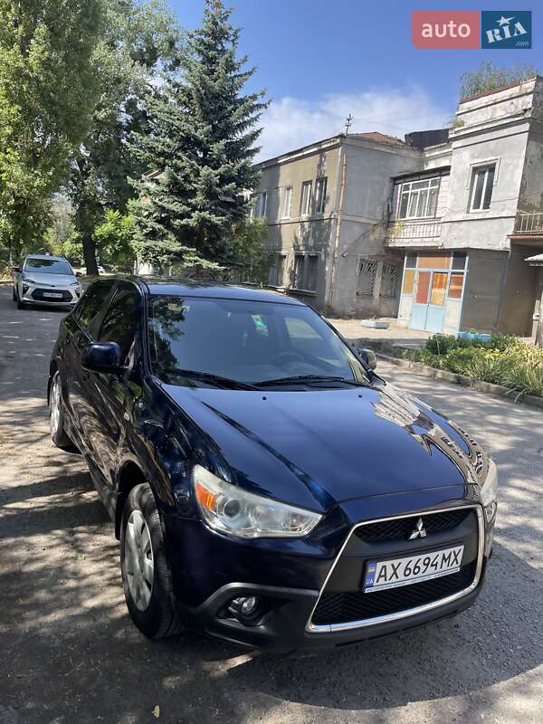 Позашляховик / Кросовер Mitsubishi ASX 2010 в Харкові