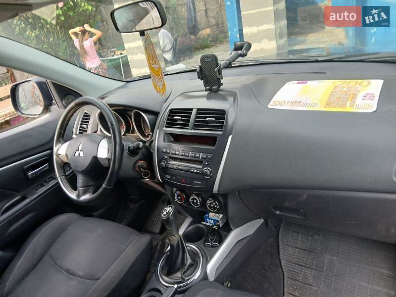 Внедорожник / Кроссовер Mitsubishi ASX 2011 в Ужгороде