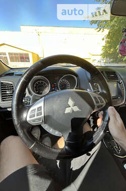 Внедорожник / Кроссовер Mitsubishi ASX 2010 в 