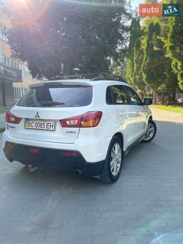 Позашляховик / Кросовер Mitsubishi ASX 2011 в Львові
