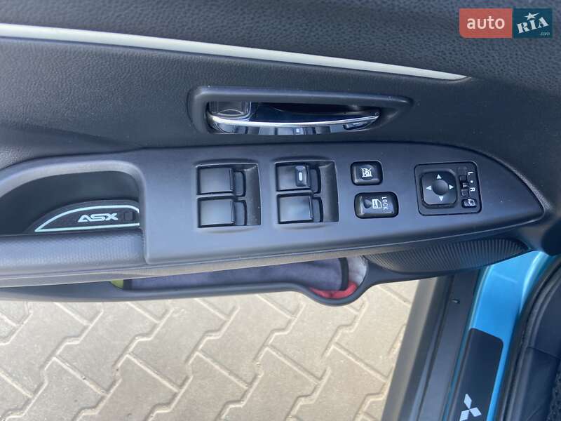 Внедорожник / Кроссовер Mitsubishi ASX 2010 в Житомире