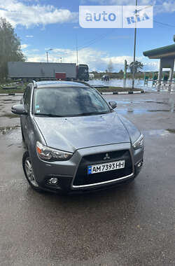 Внедорожник / Кроссовер Mitsubishi ASX 2011 в Овруче