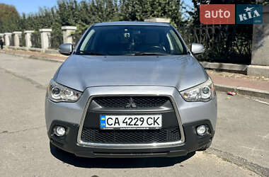 Позашляховик / Кросовер Mitsubishi ASX 2011 в Умані