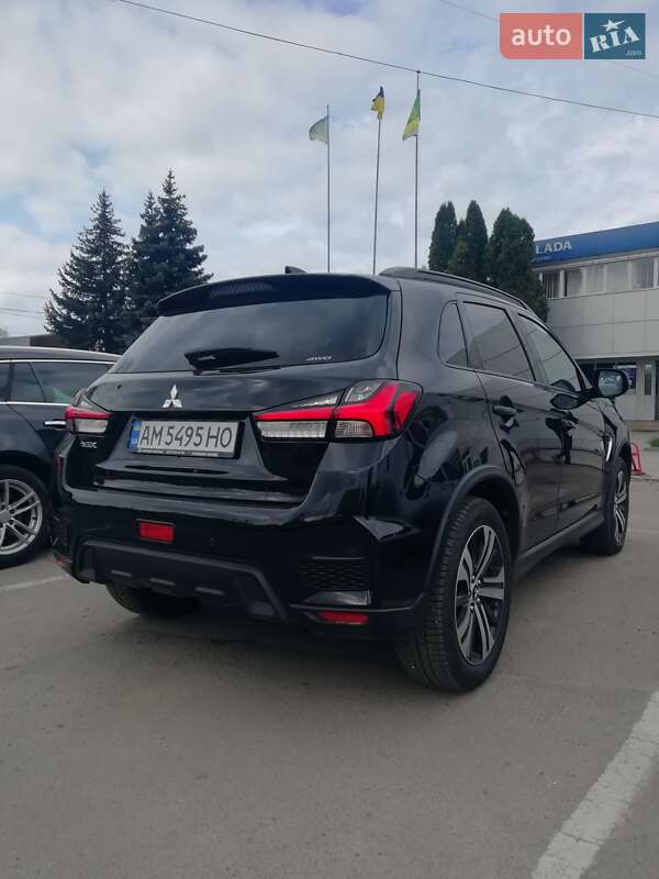 Внедорожник / Кроссовер Mitsubishi ASX 2022 в Житомире