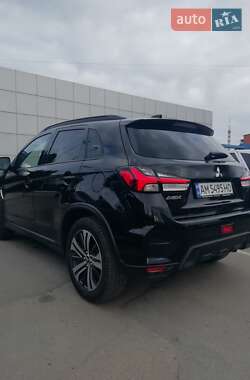 Внедорожник / Кроссовер Mitsubishi ASX 2022 в Житомире