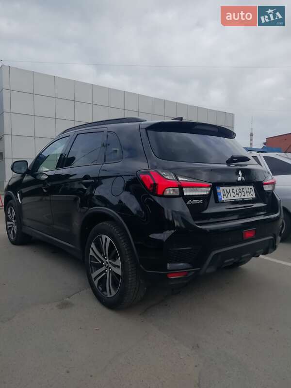 Внедорожник / Кроссовер Mitsubishi ASX 2022 в Житомире