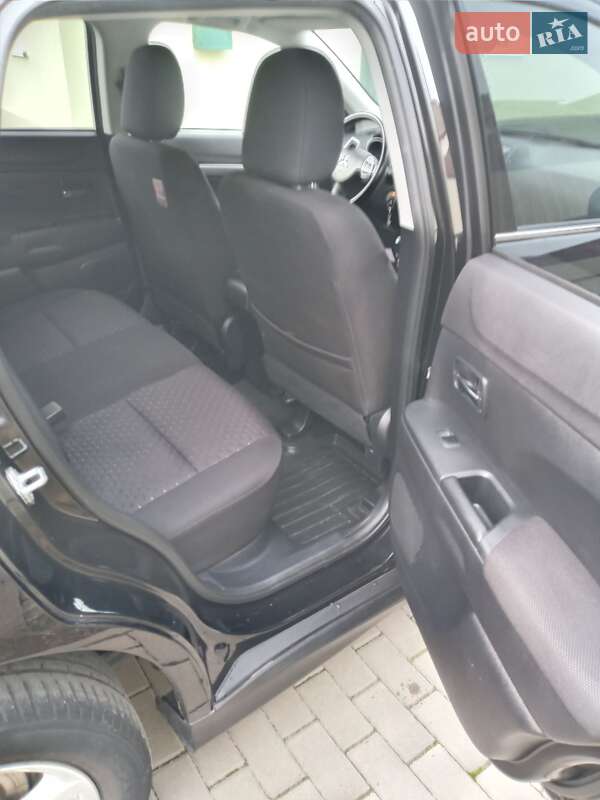 Внедорожник / Кроссовер Mitsubishi ASX 2010 в Буче