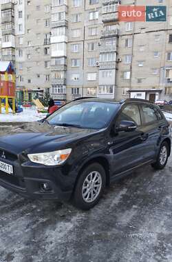 Внедорожник / Кроссовер Mitsubishi ASX 2010 в Николаевском