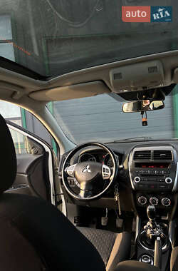 Внедорожник / Кроссовер Mitsubishi ASX 2011 в 