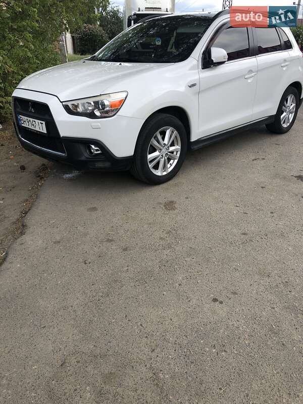 Позашляховик / Кросовер Mitsubishi ASX 2010 в Одесі