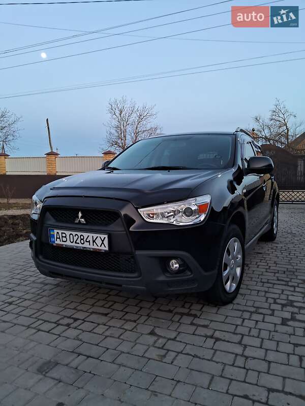 Позашляховик / Кросовер Mitsubishi ASX 2010 в Чернівцях