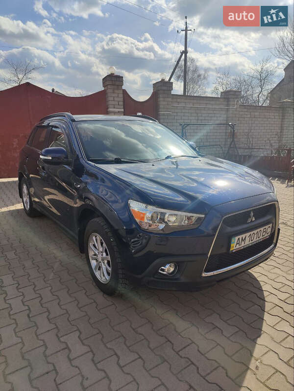 Внедорожник / Кроссовер Mitsubishi ASX 2010 в Житомире